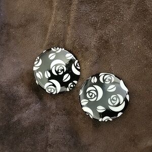 Black w/white Rose Clip Earrings